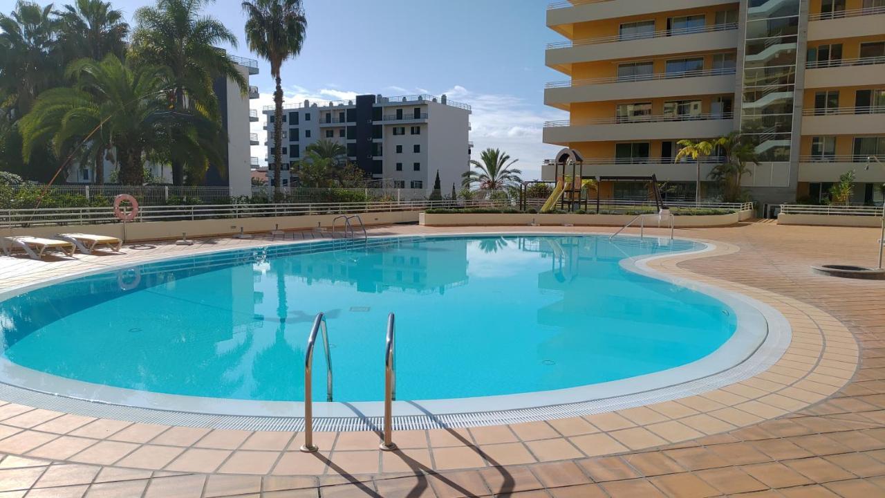 Green Park Ajuda Apartment フンシャル エクステリア 写真