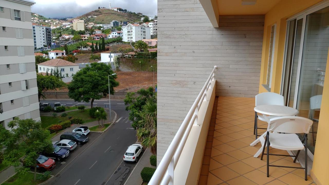 Green Park Ajuda Apartment フンシャル エクステリア 写真