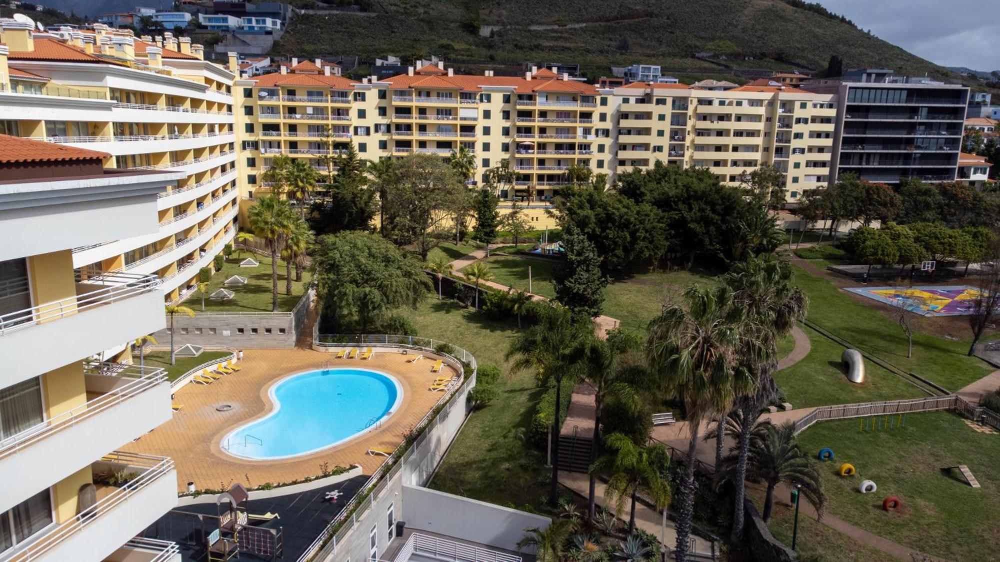 Green Park Ajuda Apartment フンシャル エクステリア 写真